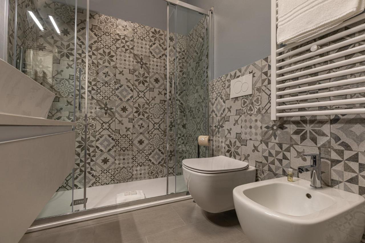 Beplace Garibaldi Suites Milan Exterior photo