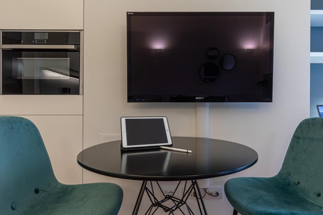 Beplace Garibaldi Suites Milan Exterior photo