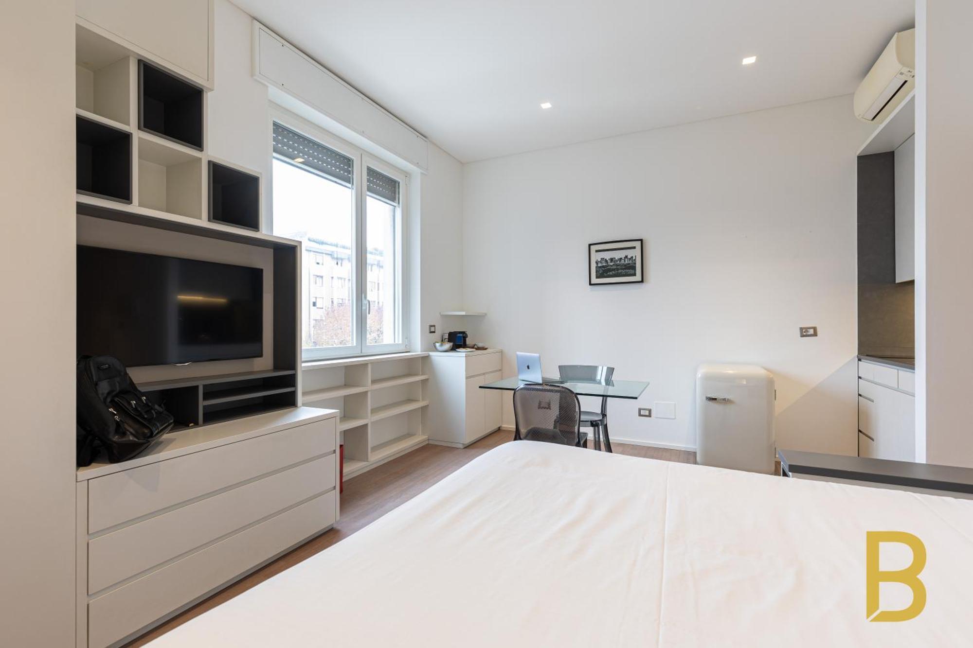 Beplace Garibaldi Suites Milan Exterior photo