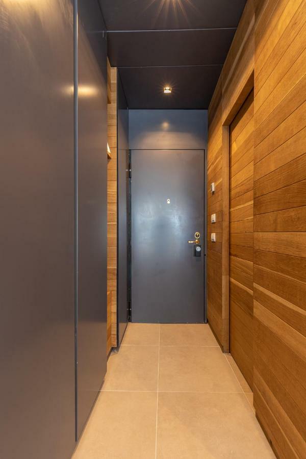 Beplace Garibaldi Suites Milan Exterior photo